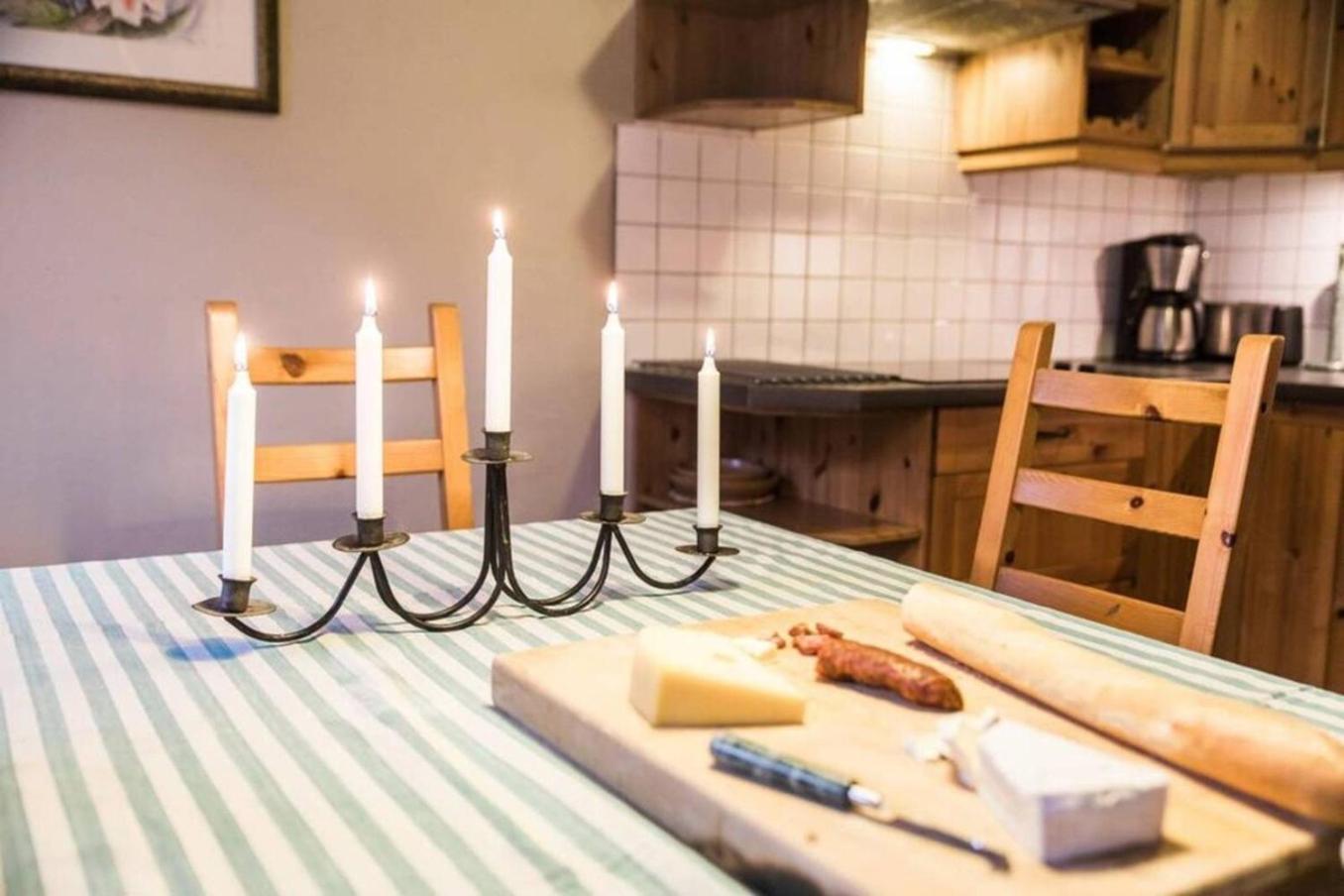 House Maharac With 3 Apartments Till 18 Persons 캄노 외부 사진