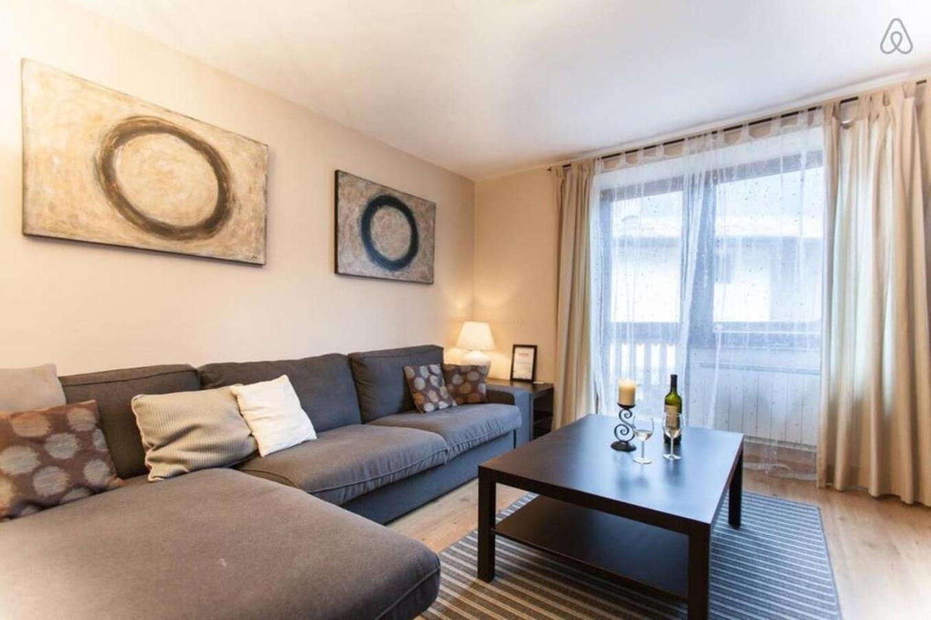 House Maharac With 3 Apartments Till 18 Persons 캄노 외부 사진