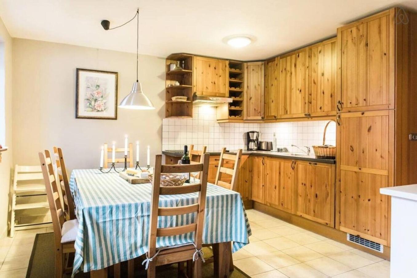 House Maharac With 3 Apartments Till 18 Persons 캄노 외부 사진