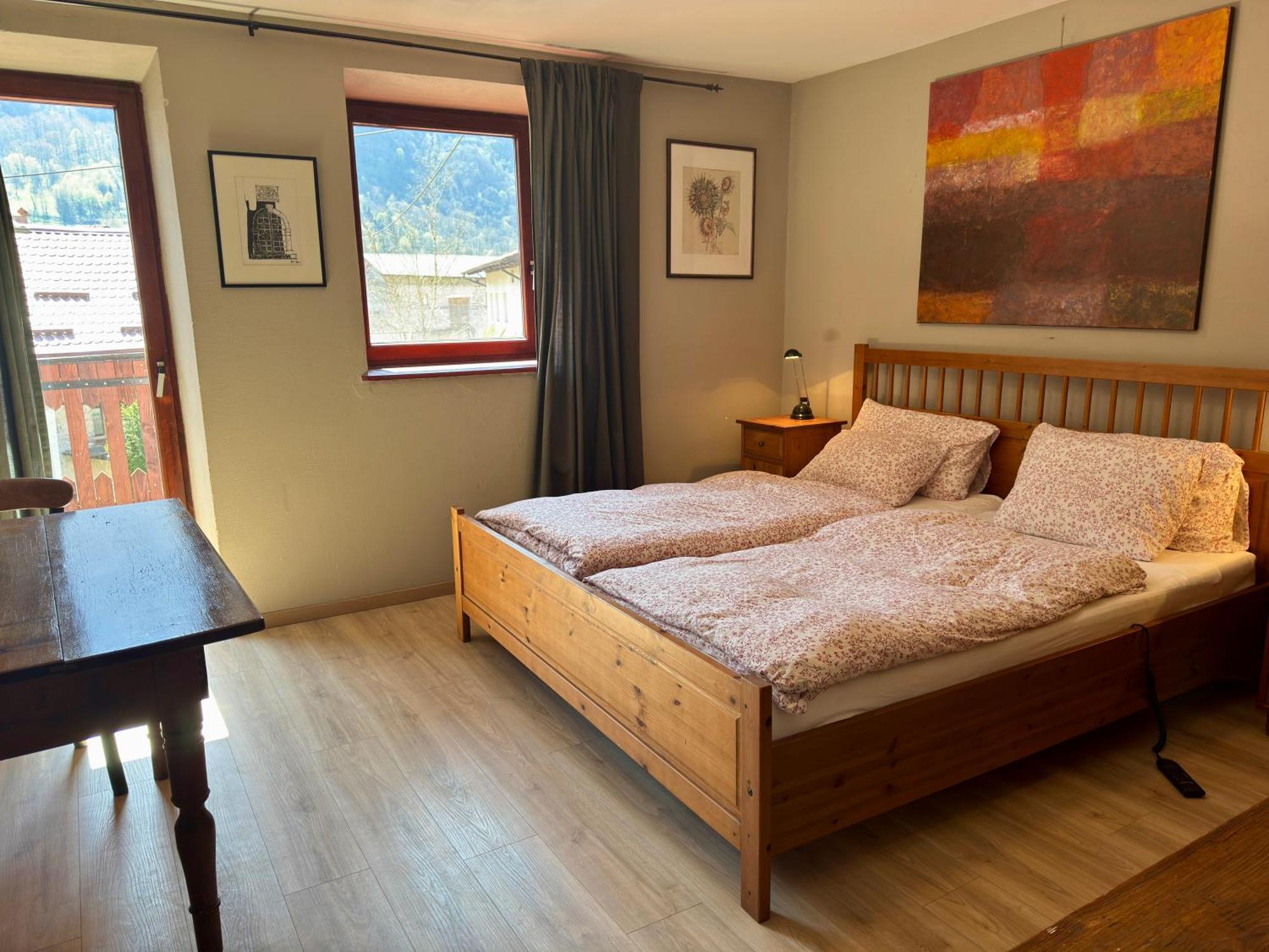 House Maharac With 3 Apartments Till 18 Persons 캄노 외부 사진